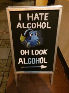 Clever Yet Funny Bar Signs That Will Entice You To Step In And Grab A Drink TWBLOWMYMIND